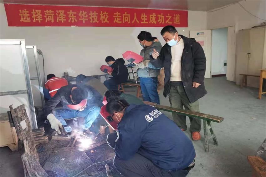 點擊查看詳細信息<br>標題：電焊培訓 閱讀次數：4846